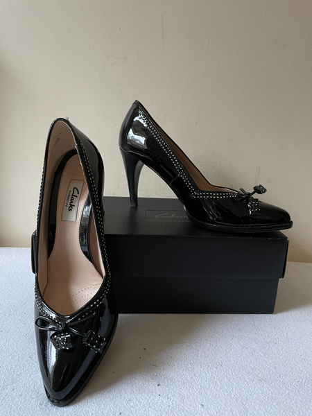 Clarkes heels clearance