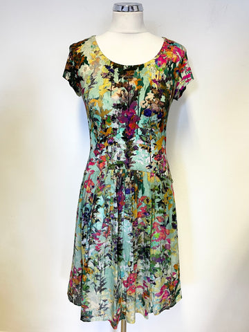 PERUVIAN CONNECTION GREEN &  MULTICOLOURED  FLORAL PRINT CAP SLEEVE FIT & FLARE DRESS SIZE XS