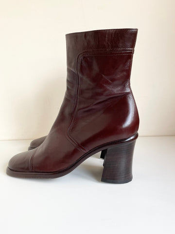 DAVINA DARK BROWN ITALIAN LEATHER ANKLE BOOTS SIZE 4.5/37.5