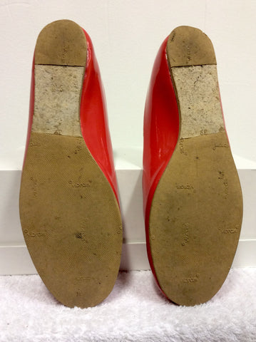 JUST BALLERINAS CORAL PATENT LEATHER FLAT PUMPS SIZE 6/39 - Whispers Dress Agency - Womens Flats - 2