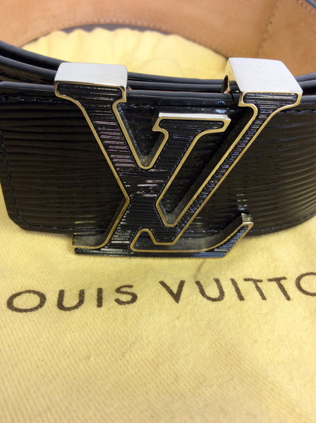black louis vuitton belt with gold buckle