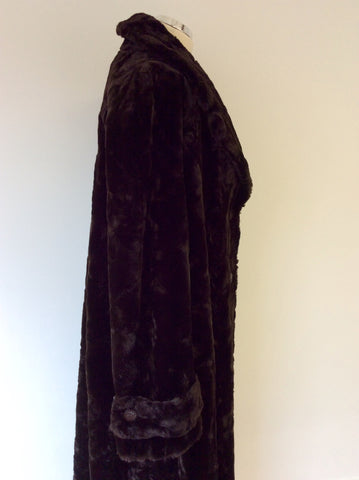 LA MAISON DE LA FAUSSE FOURRURE DARK BROWN FAUX FUR COAT SIZE L - Whispers Dress Agency - Womens Coats & Jackets - 5