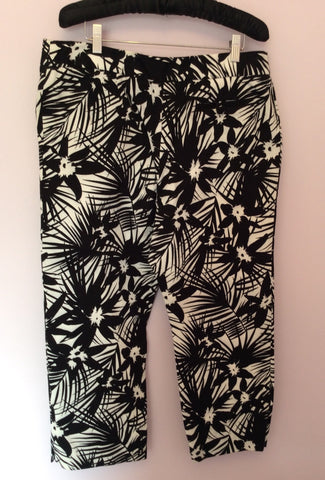 Jaeger Black & White Floral Print Crop Trousers Size 16 - Whispers Dress Agency - Sold - 2