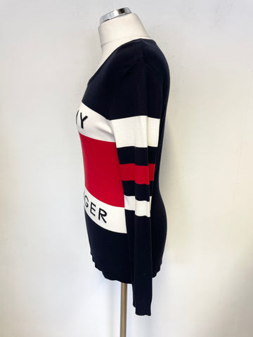 TOMMY HILFIGER NAVY BLUE,RED & OFF WHITE COLOURBLOCK LONG SLEEVED JUMPER SIZE L