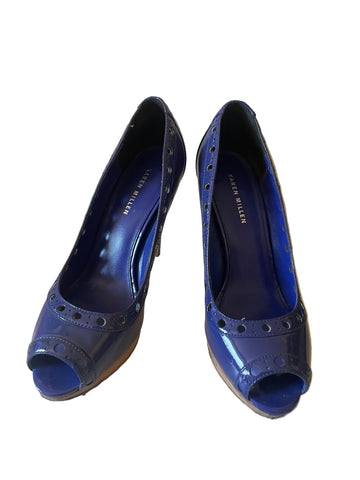 KAREN MILLEN BLUE PATENT LEATHER PEEPTOE HEELS SIZE 6/39