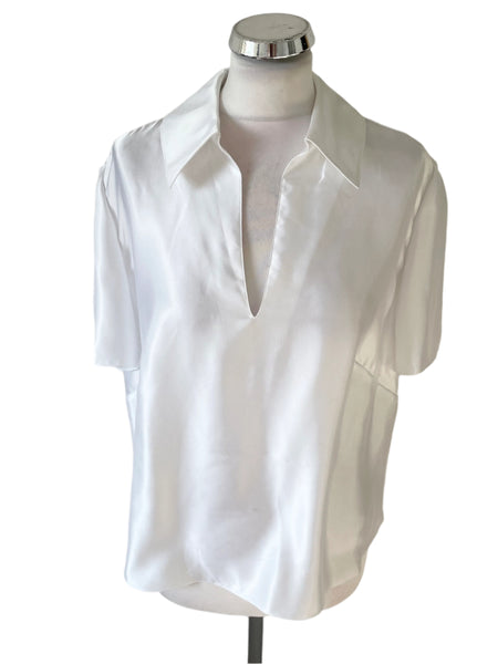 BRAND NEW FRANK USHER WHITE SATIN SHORT SLEEVE TOP SIZE 18