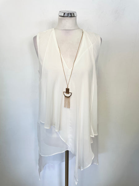 BRAND NEW STAR BY JULIEN MACDONALD WHITE TIERED SLEEVELESS TOP WITH NECKLACE SIZE 14