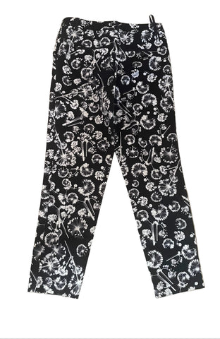 MINT VELVET BLACK WHITE FLORAL PRINT CAPRI PANTS  SIZE 10