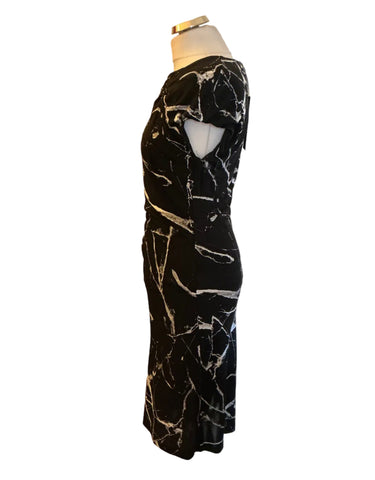 BRAND NEW PHASE EIGHT BLACK & IVORY MARBLE PRINT PENCIL DRESS  SIZE 12