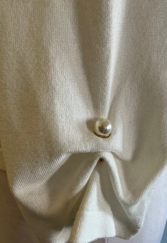 BRAND NEW DKNY OFF WHITE ROUND NECK EDGE TO EDGE PEARL TRIM 3/4 SLEEVE CARDIGAN  SIZE S