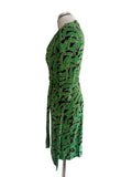 DIANE VON FURSTENBERG 100% SILK GREEN LEAF PRINT WRAP DRESS  SIZE 10