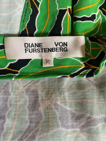DIANE VON FURSTENBERG 100% SILK GREEN LEAF PRINT WRAP DRESS  SIZE 10