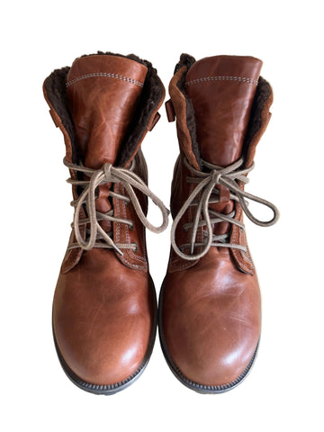 JOSEPH SIEBEL BROWN LEATHER LACE UP BOOTS SIZE 7/40