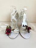 KAREN MILLEN WHITE LEATHER RED POPPY TRIM WEDGE HEEL SANDALS SIZE 5/38