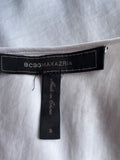BCBGMAXAZRIA WHITE & BLACK TRIMMED SLEEVELESS ASYMMETRIC TUNIC TOP SIZE S