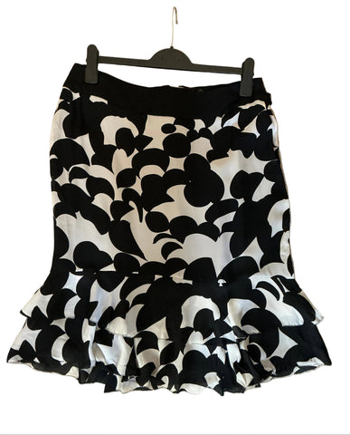 BRAND NEW JAEGER 100% SILK BLACK & WHITE PRINT FRILLED A- LINE SKIRT SIZE 14