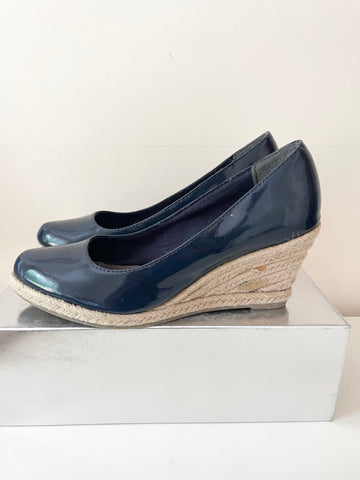 MARCO TOZZI NAVY BLUE PATENT WEDGE HEELS SIZE 6/39