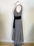 JAEGER BLACK & WHITE STRIPE SLEEVELESS LINEN FIT & FLARE MIDI DRESS SIZE 12