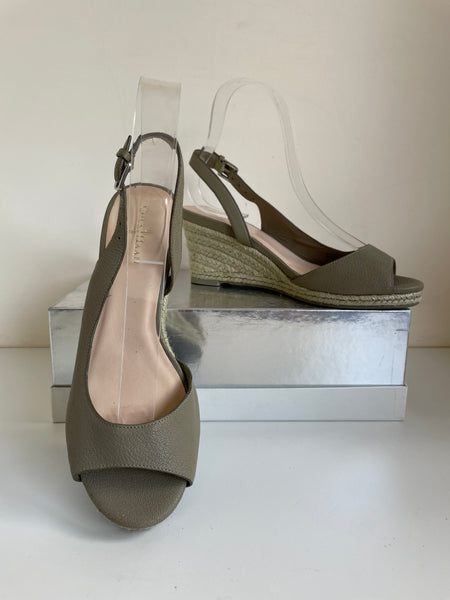 COLE HAAN TAUPE LEATHER OPEN TOE SLINGBACK WEDGE HEELS SIZE 4/37