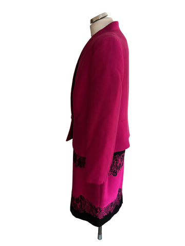 SPANISH DESIGNER SONIA PENA CERISE PINK & BLACK SHEATH DRESS & JACKET SUIT SIZE 50 UK 22