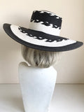 REISS MELODIE BLACK & WHITE DESIGN FORMAL HAT SIZE M/L