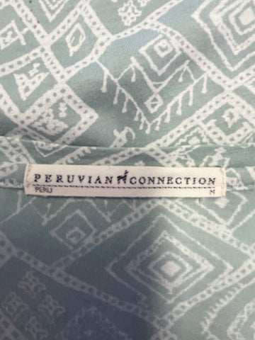 PERUVIAN CONNECTION LIGHT GREEN & WHITE PRINT 3/4 SLEEVE JERSEY TOP SIZE L