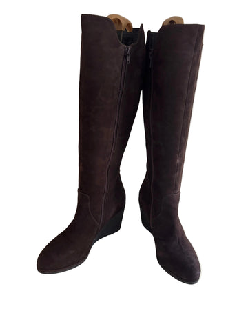 VANILLA MOON DARK BROWN SUEDE KNEE LENGTH WEDGE HEEL BOOTS SIZE 7/40