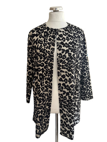 MASAI BLACK,GREY & CREAM ANIMAL PRINT COLLARLESS LONG SLEEVED JACKET SIZE M