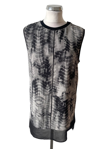 MINT VELVET BLACK & GREY PRINT SLEEVELESS TUNIC TOP  SIZE 10