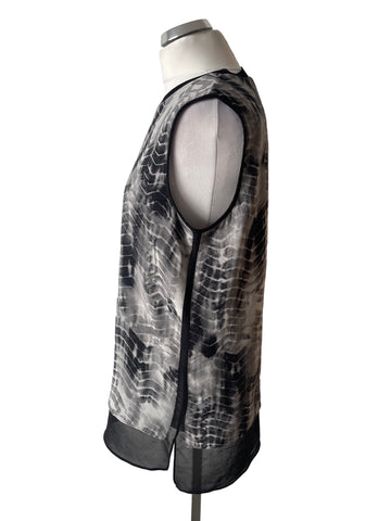 MINT VELVET BLACK & GREY PRINT SLEEVELESS TUNIC TOP  SIZE 10