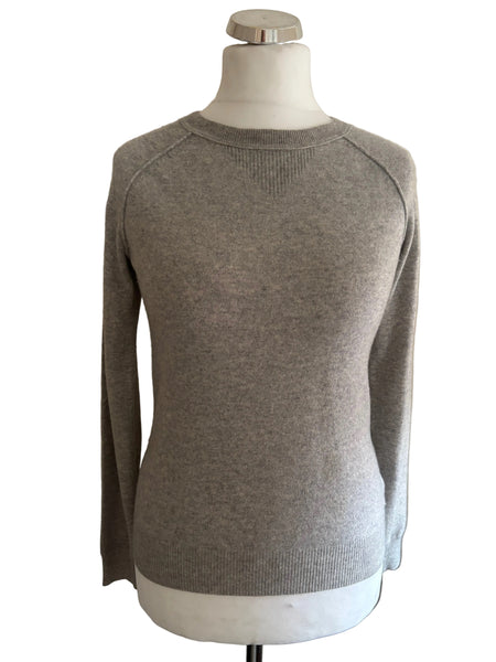 GAP 100% CASHMERE GREY ROUND NECK LONG SLEEVED JUMPER  SIZE XS