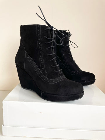 BRAND NEW CARVELA BLACK SUEDE LACE UP WEDGE HEEL ANKLE BOOTS SIZE 5/38