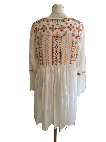 MELISSA ODABASH WHITE EMBROIDERED LONG SLEEVE FIT &  FLARE BEACH DRESS SIZE L