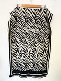 KAREN MILLEN BLACK & CREAM ZEBRA PRINT LARGE SHAWL/WRAP ONE SIZE