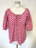 LOVE MOSCHINO RED & WHITE FLORAL PRINT SHORT SLEEVED TOP SIZE M