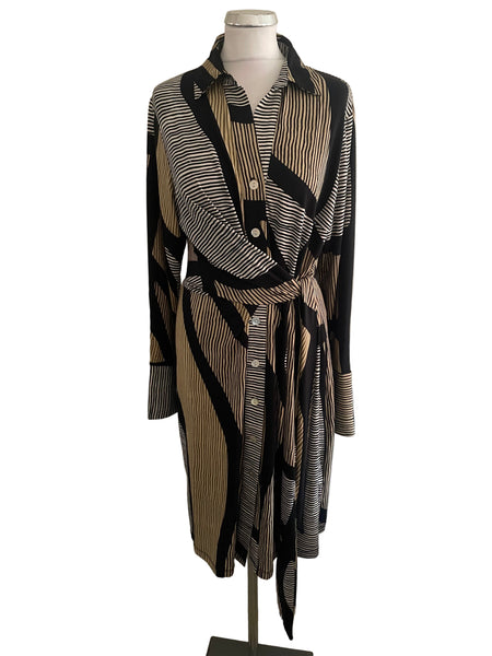 K DESIGN BLACK, WHITE & CAMEL STRIPE BELTED LONG SLEEVE DRESS  SIZE XL
