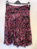FENN WRIGHT MANSON 100% BLACK & DEEP PINK PRINT SKIRT & JACKET SET SIZE 16