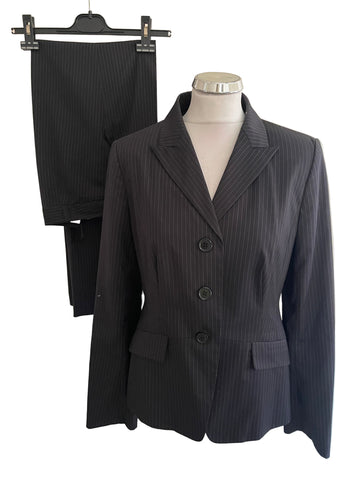 L.K BENNETT CHARCOAL PINSTRIPE TAILORED TROUSERS SUIT  SIZE 14