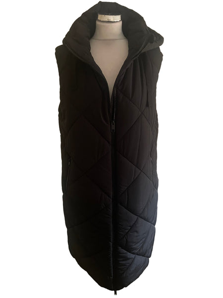 BRAND NEW MARKS & SPENCER BLACK PADDED SLEEVELESS COAT  SIZE 16