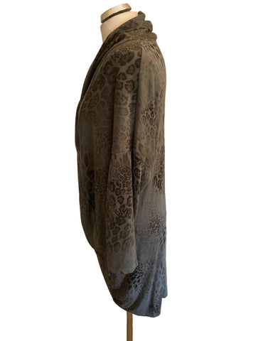 MADE IN ITALY GREY ANIMAL PRINT WRAP FRONT JUMPER  ONE SIZE