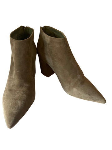 BRAND NEW BEN DE LISI TAUPE SUEDE ANKLE BOOTS SIZE 7/40