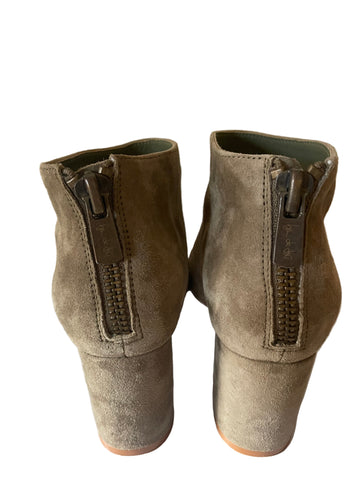 BRAND NEW BEN DE LISI TAUPE SUEDE ANKLE BOOTS SIZE 7/40