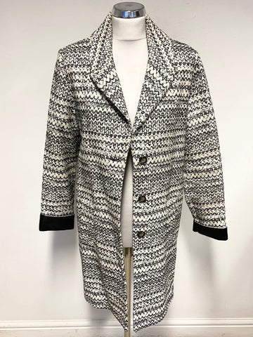 OUI LUXURY COLLECTION BLACK & IVORY PRINT LONG SLEEVED KNEE LENGTH COAT SIZE 10
