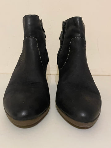 CLARKS BLACK LEATHER ANKLE BOOTS SIZE 6/40