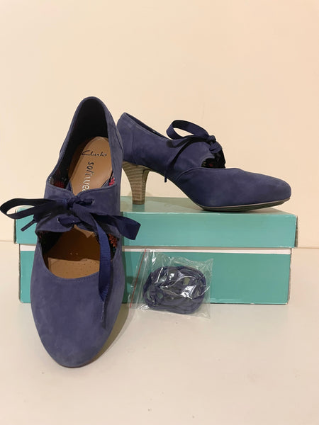 NEW CLARKS CASSIE SHORE MIDNIGHT BLUE SUEDE LACE UP COURT SHOES SIZE 6.5/40