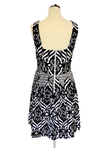 BRAND NEW EVA MENDES BROWN,BLACK & WHITE COTTON PRINT DRESS SIZE 10