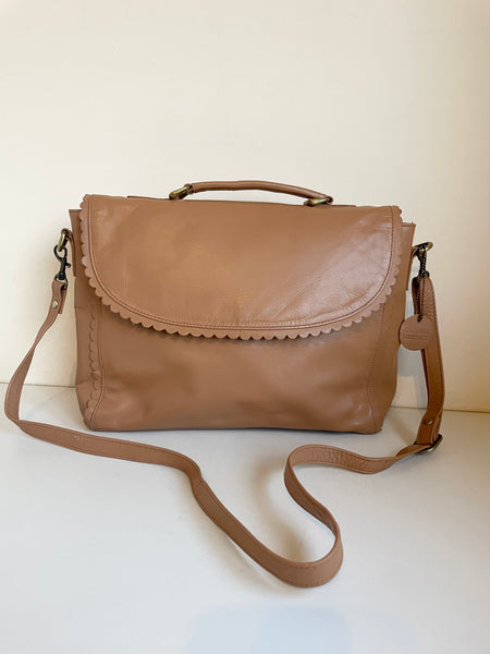 GIGI CAMEL LEATHER LARGE SHOULDER BAG/HANDBAG/ CROSS BODY BAG