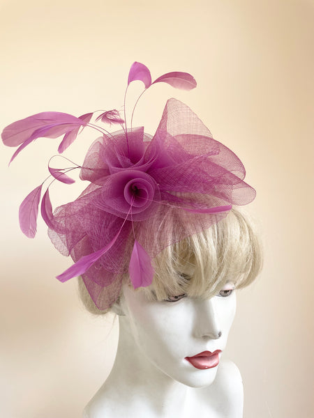 BRAND NEW MADDOX ORCHID PINK FASCINATOR ON HEADBAND