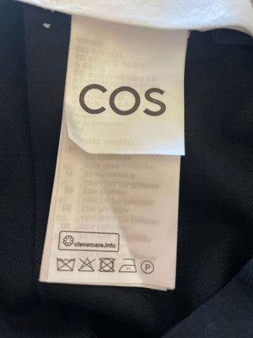 COS BLACK PLEATED FRONT TAPERED LEG CROP TROUSERS SIZE 10