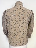 LEVETE ROOM BEIGE & BLACK FLORAL PRINT FRILLED 3/4 SLEEVED BLOUSE SIZE S
